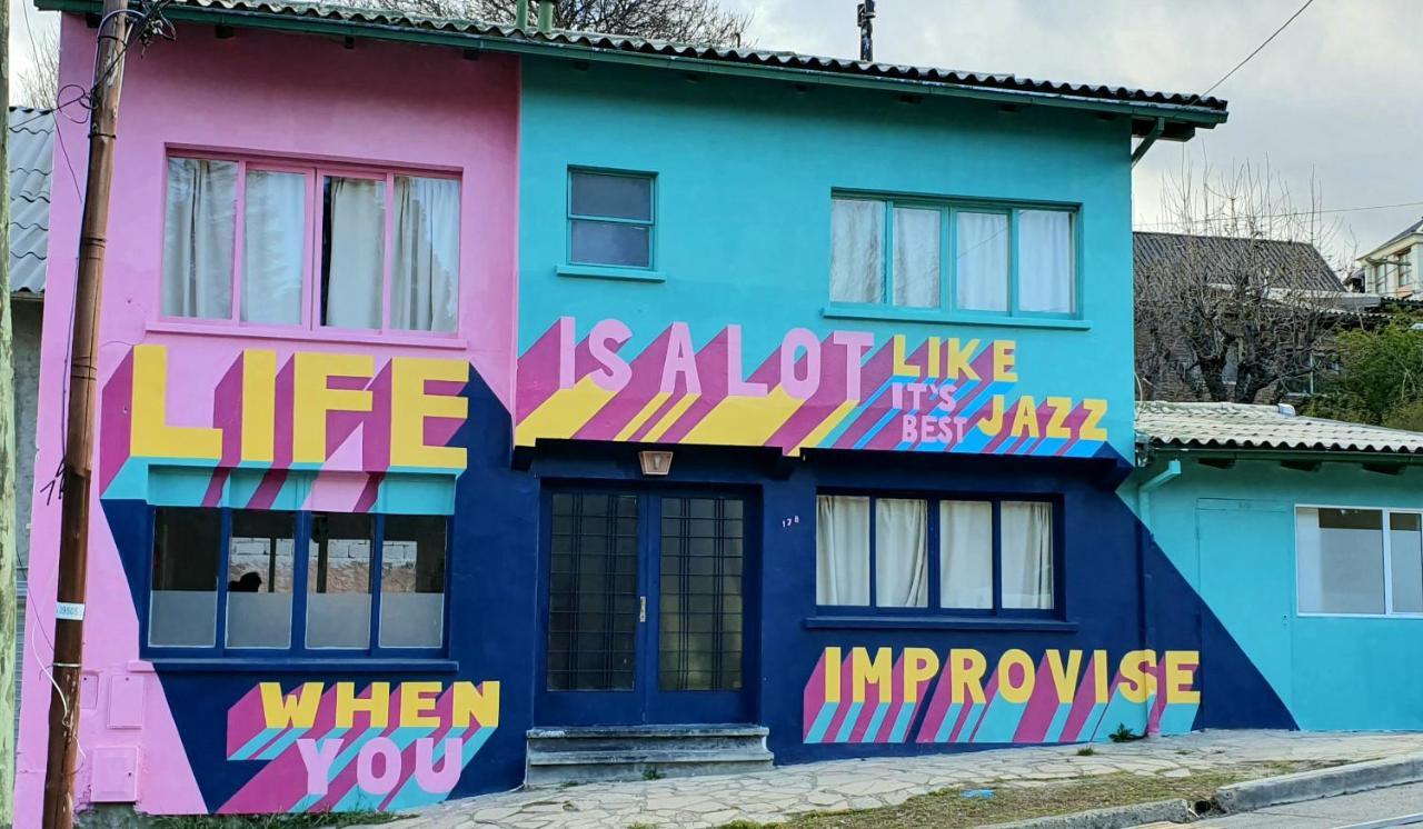 Patagonia Jazz Hostel Dos San Carlos de Bariloche Exterior photo